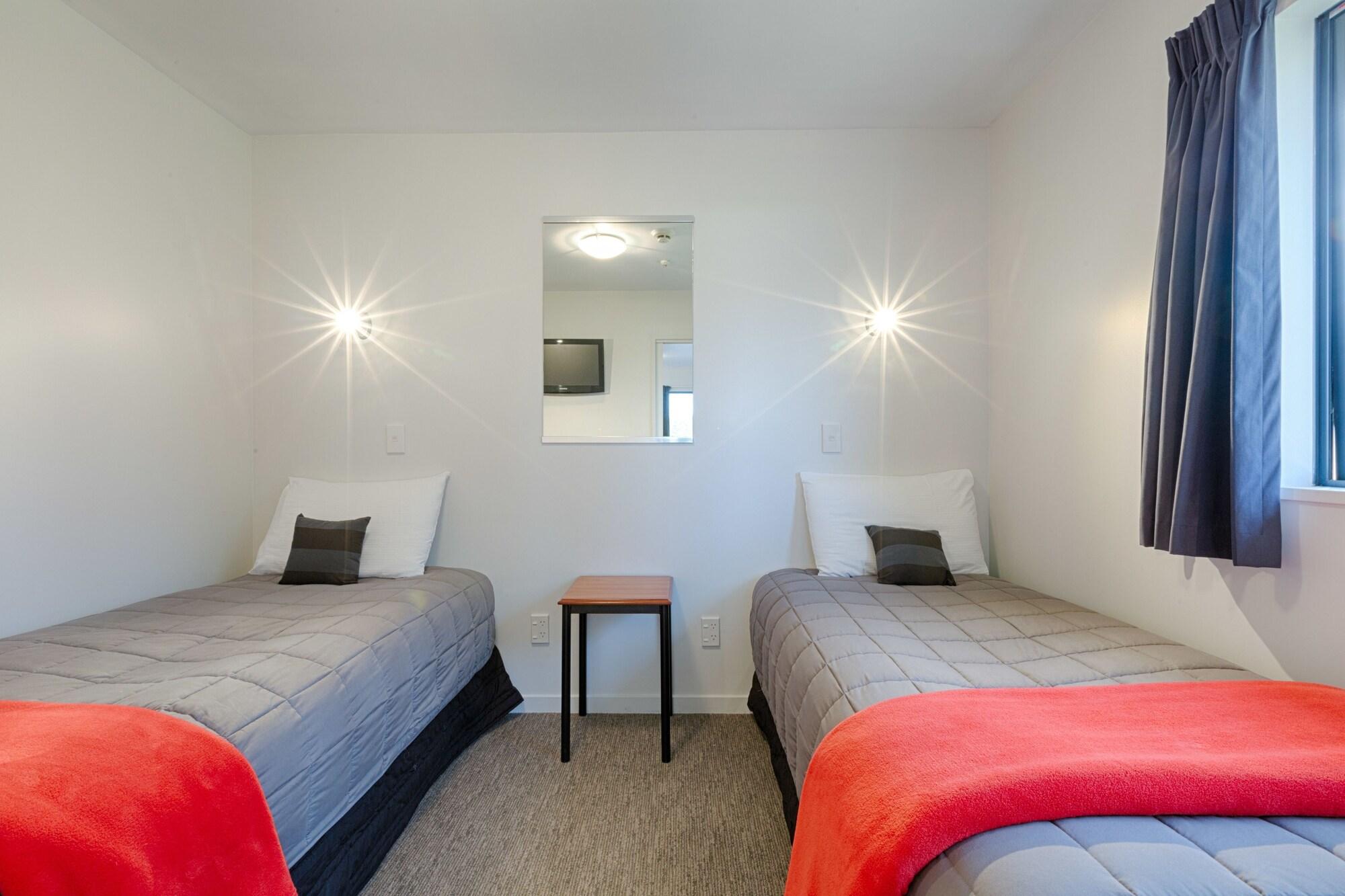 Bella Vista Motel Te Anau Exteriör bild