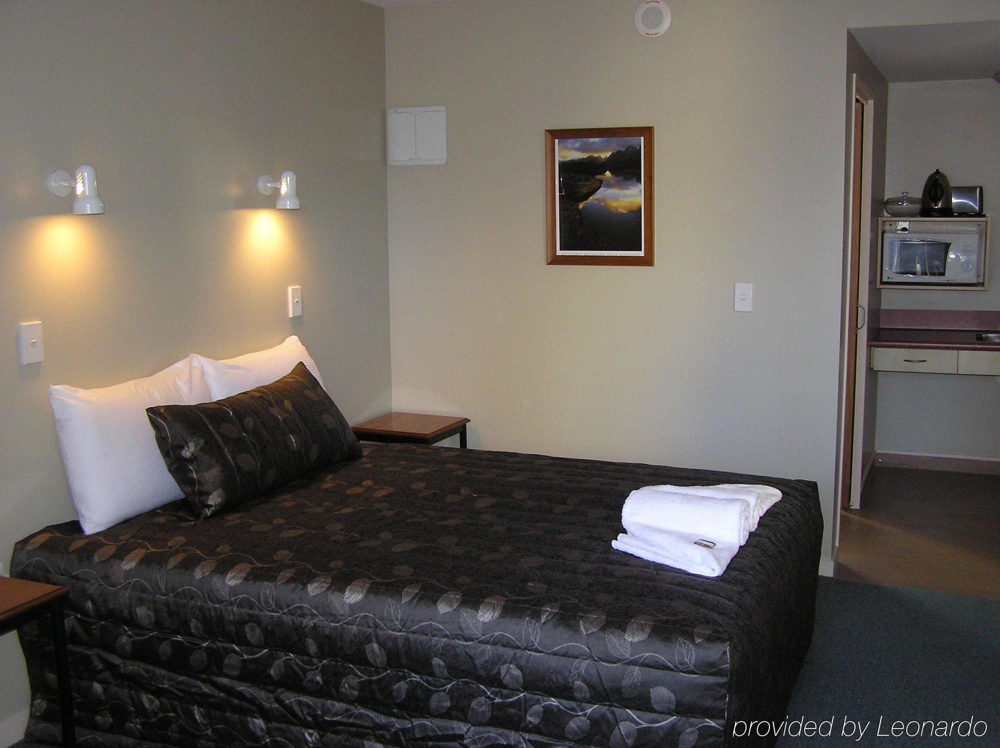 Bella Vista Motel Te Anau Exteriör bild