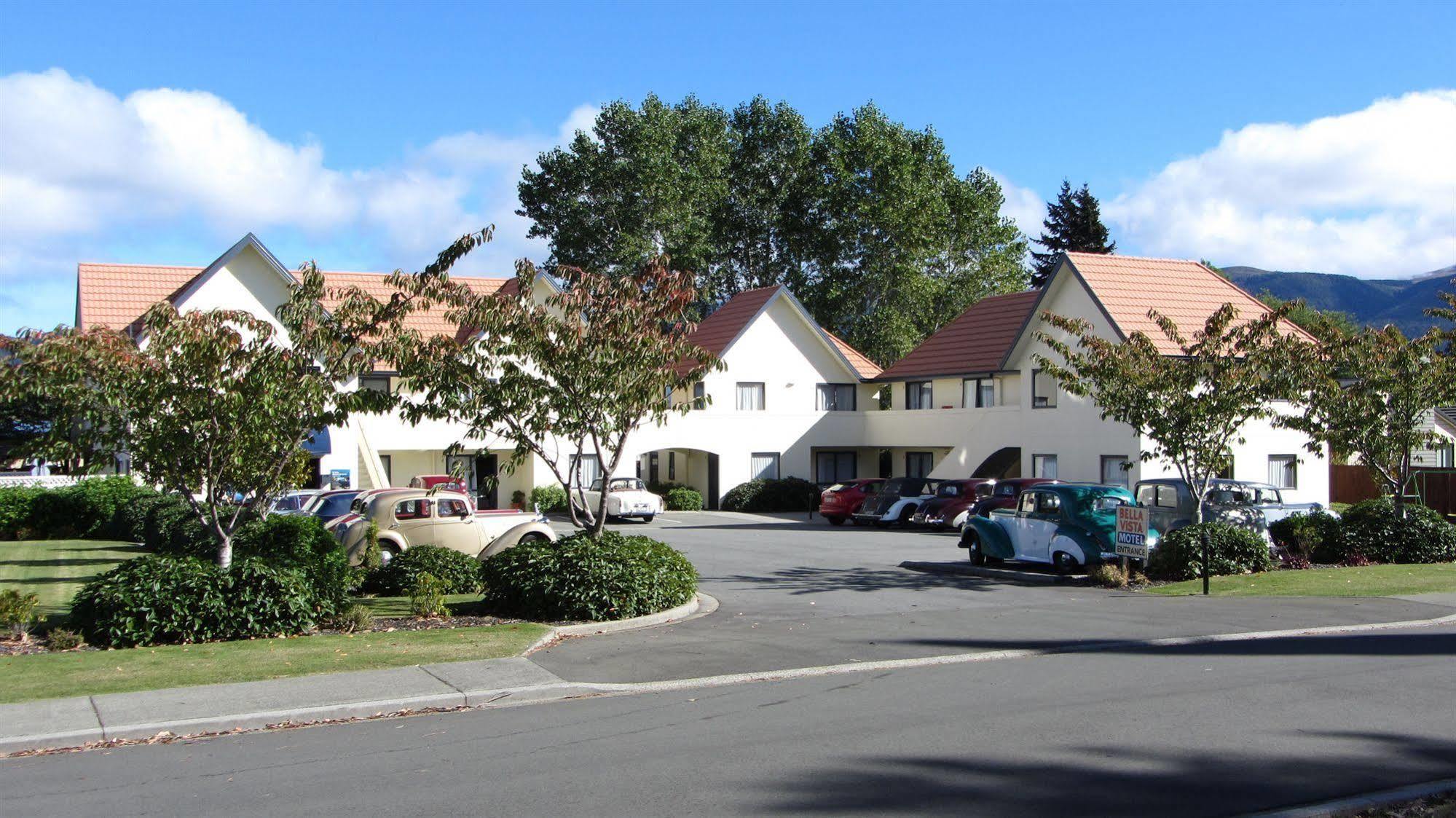 Bella Vista Motel Te Anau Exteriör bild