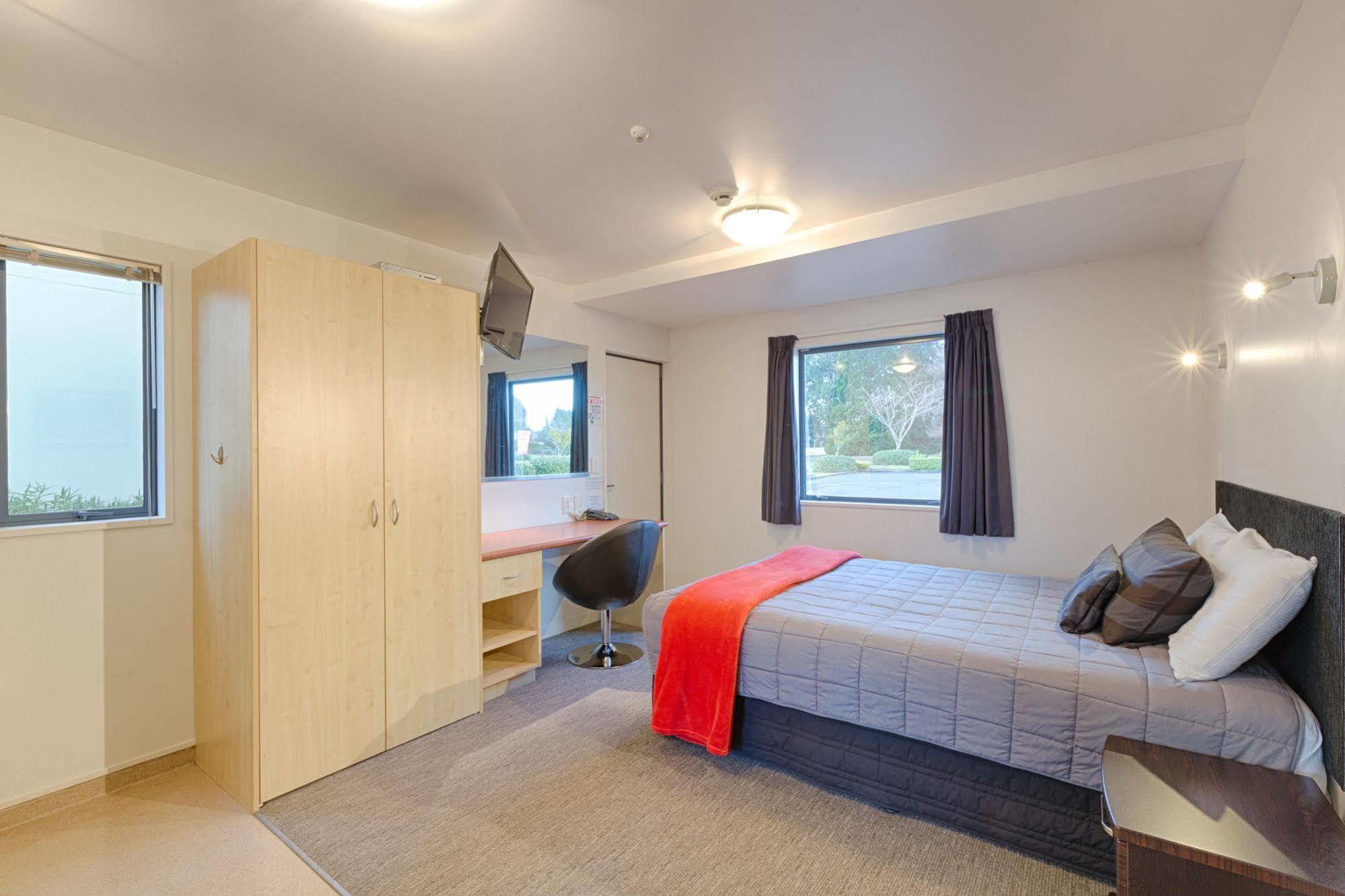 Bella Vista Motel Te Anau Exteriör bild